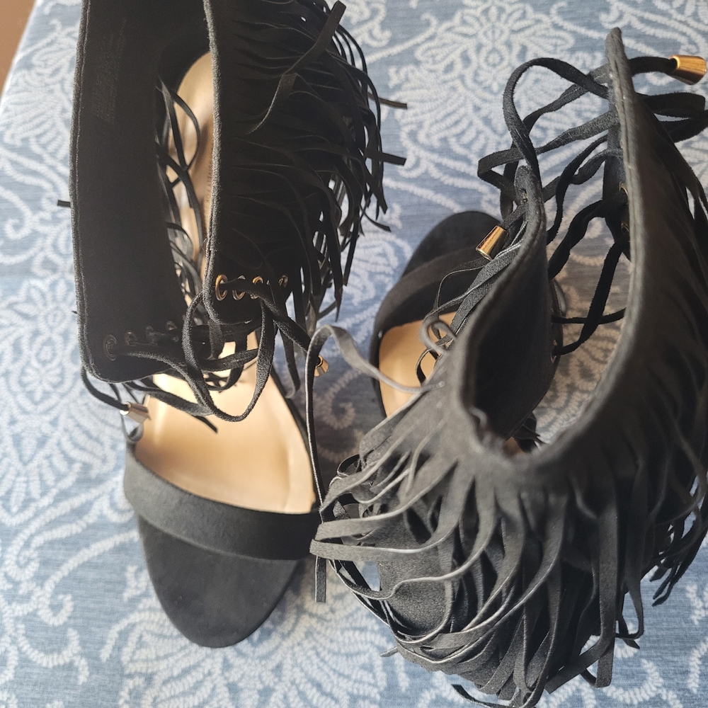 Black Fringe Lace-Up Women's Sandals